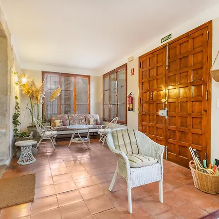 Ca L'andorra Kır Evi *